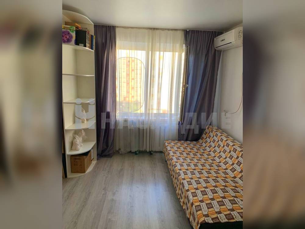 Комната 20 м2, общей площадью 21.1 м2, 4/9 этаж Приморский, ул. Видова - фото 1